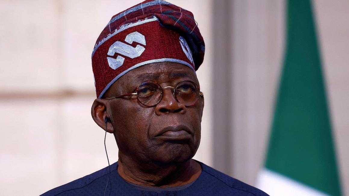 Ca khúc chỉ trích Tổng thống Nigeria bị cấm phát sóng